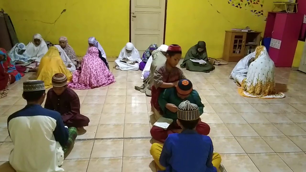 Taman pengajian al qur an tidak pungut biaya binaan Taman pengajian al qur an tidak pungut biaya binaan