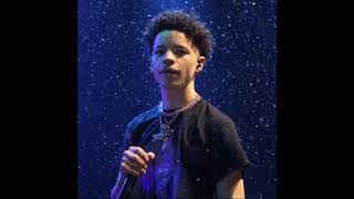 Blueberry Faygo Lil Mosey (Unreleased) “One bad bih and she do what I say so”