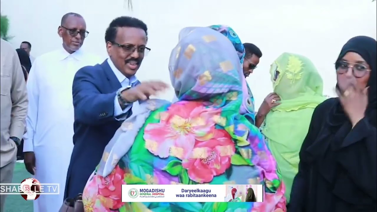 DEG DEG: Madaxweyne Farmaajo oo booqday Xildhibaanada ku xayiran Airport Hoteel.