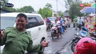 YANG PENTING HAPPY COVER JOVAUSTIK  (Suka suka nyanyi di pinggir jalan)