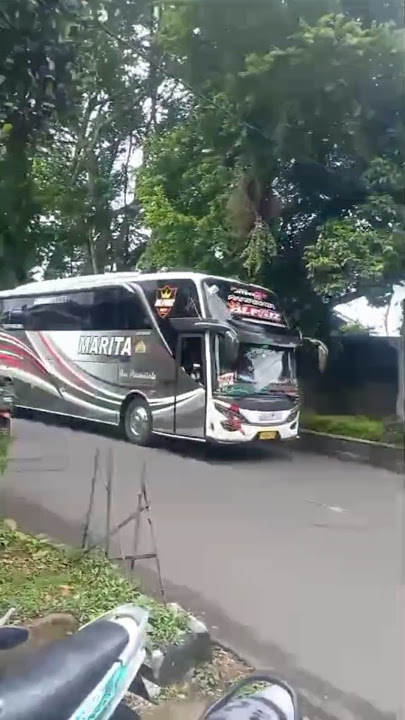 Bus artis Marita Alfaiz Basuri Iming Iming #huntingbus #busmania #basuri #bus