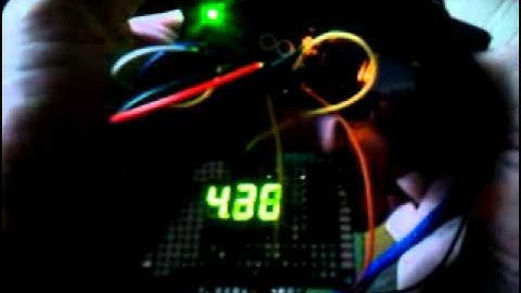 arduino_voltmetr_7_segmen_LED