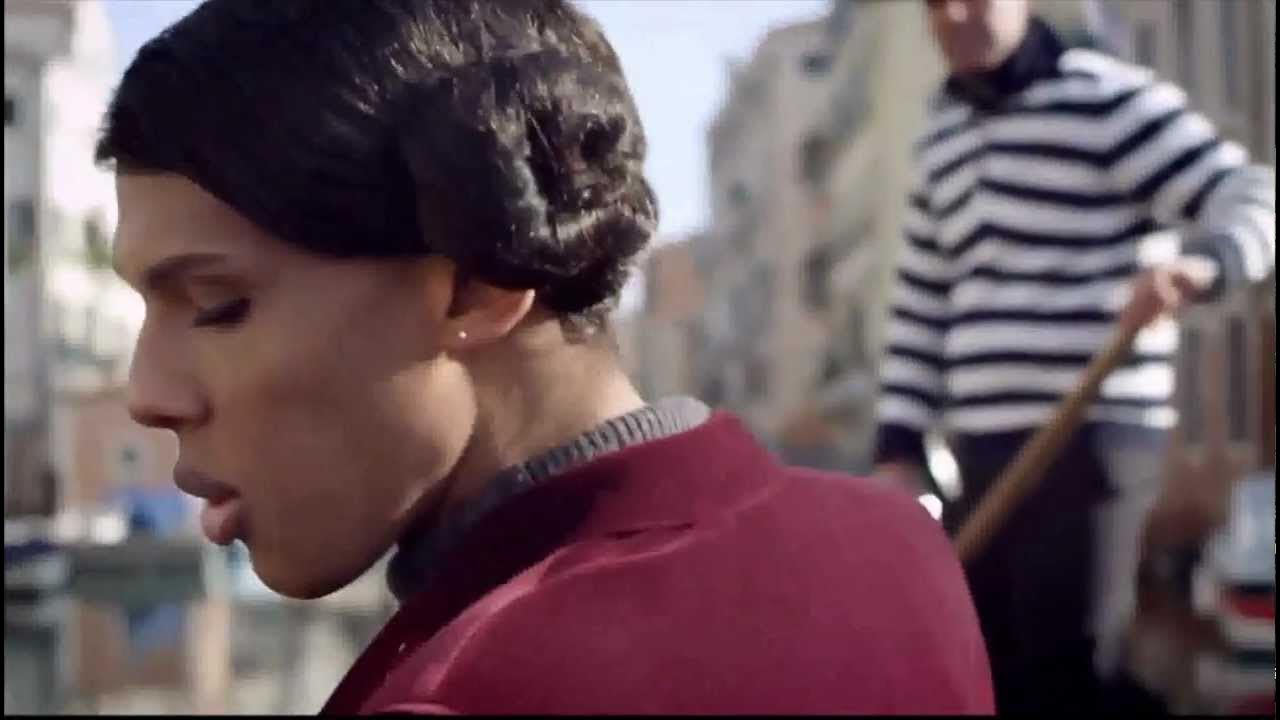 Stromae tous memes перевод. Стромае Рандеву. Tous les mêmes от Stromae. Стромае tous les memes. Tous les mêmes узор.