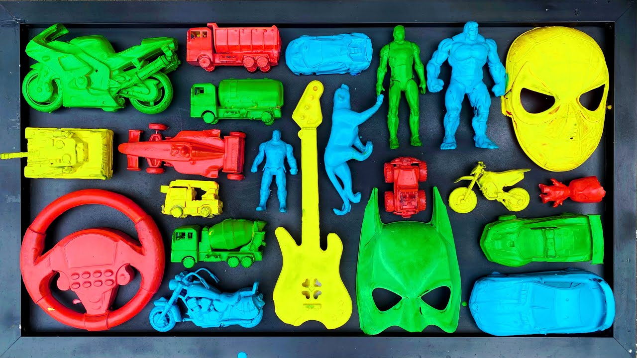 membersihkan mainan Mobil Balap,Bus Telolet,Kereta Api,Excavator,Tank baja,Truk Molen,Pesawat