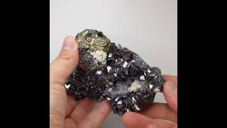 Video: Sphalérite, pyrite, Trepca, Kosovo, 683 grammes
