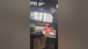 How to forge a rectangular iron block into a cylindrical iron in 40 seconds at high temperature.