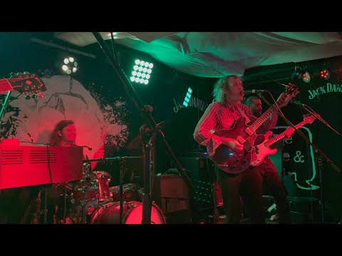 THE MYSTERY LIGHTS - What Happens When You Turn The Devil Down/ Thick Skin (Live) Brighton 30/09/24
