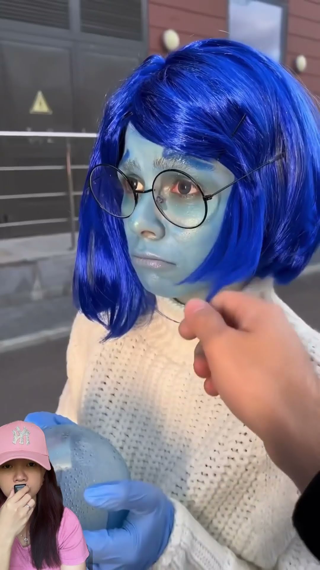 MANUSIA BIRU WAJAH SEDIH DI DALAM BOLA PUTIH RAKSASA ⁉️#short #funny #dubbing