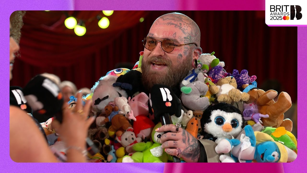 Teddy Swims Reveals He Sneaked Into Sabrina Carpenter's BRITs Sound Check 👀 | The BRIT Awards 2025