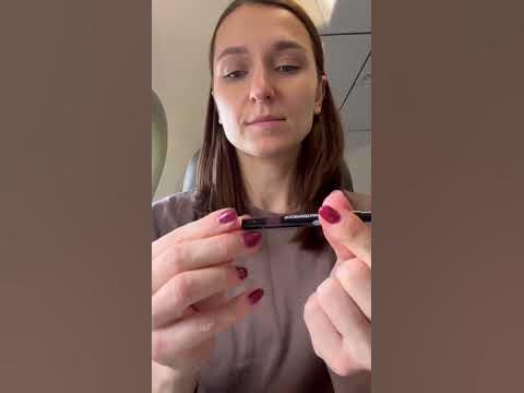 Быстрый макияж в самолёте. Макияж глаз со стрелкой. - YouTube