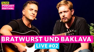 Teil 2: Bratwurst und Baklava mit Özcan Cosar und Bastian Bielendorfer LIVE | 1LIVE Podcastfestival