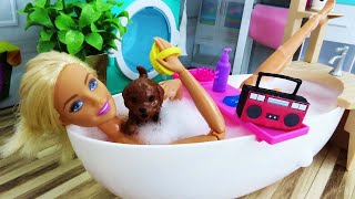 Barbie's Bath Time With Puppy