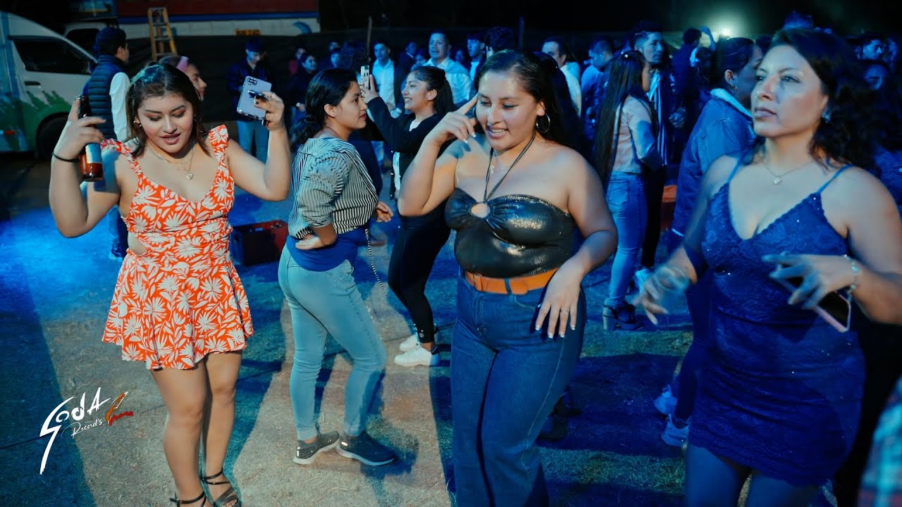 Mix Resplandecer  Agrupacion Kumbia Bonita En Montero / Soda Records™