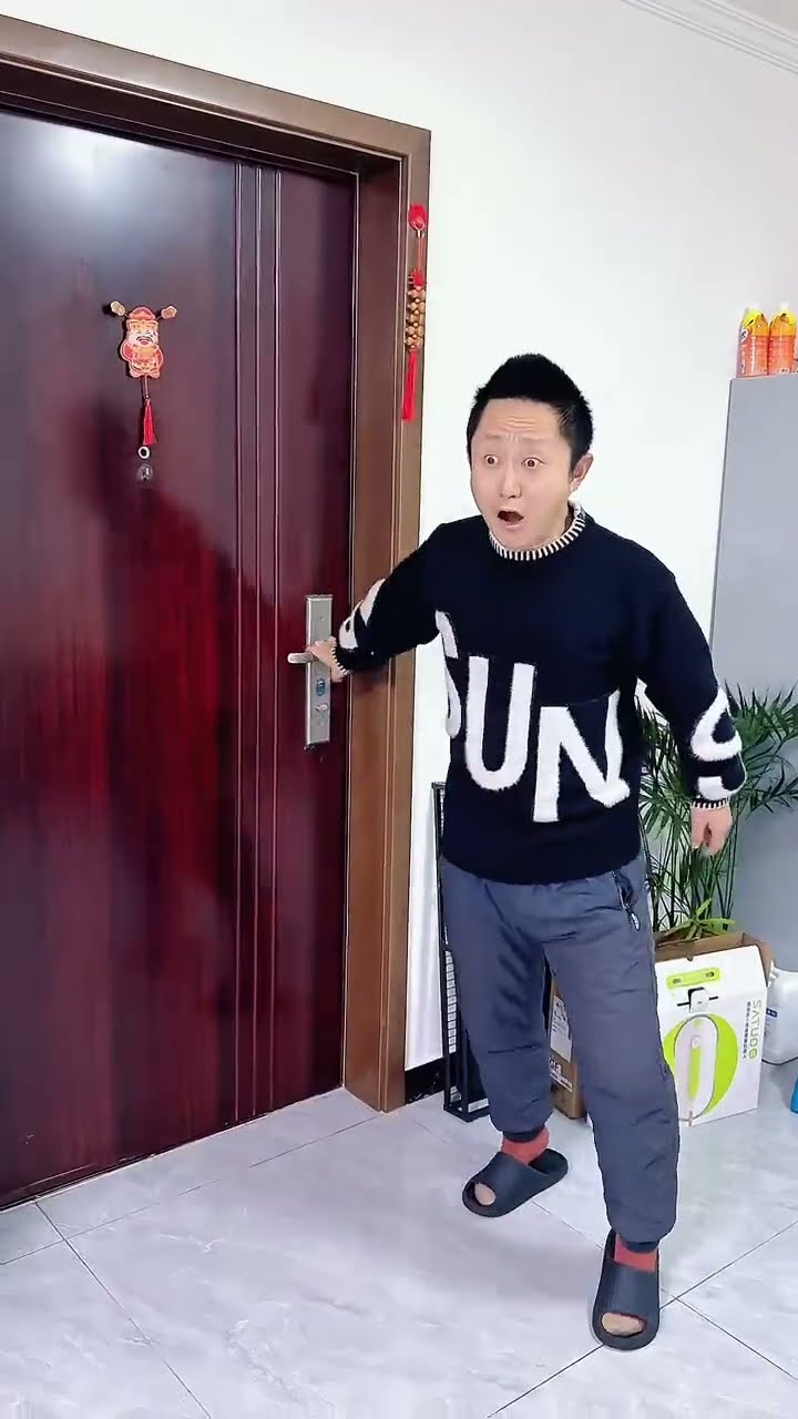 幸亏是亲妈，要是后妈我还说不清了呢！#Cute baby#Cute#呆萌小米宝#聪明宝宝#萌娃