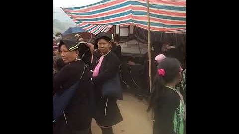 Phiên chợ vùng cao xã huôi so