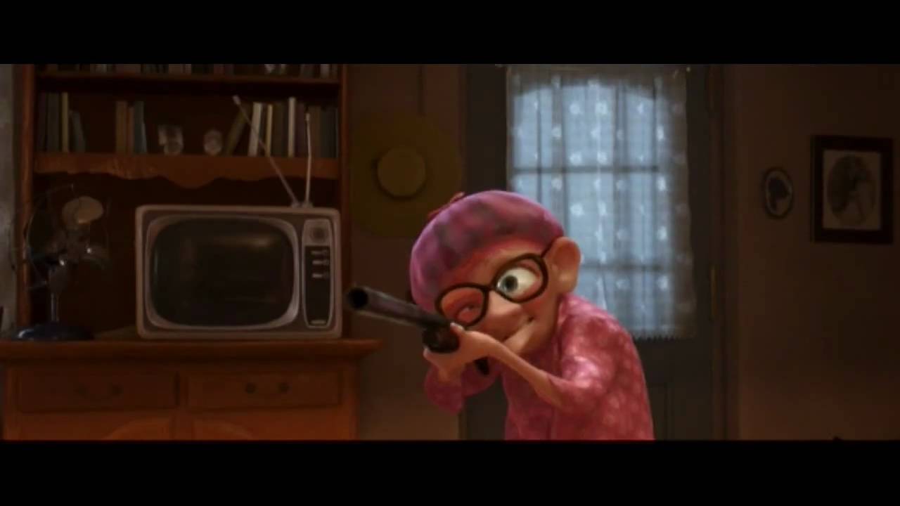 Ratatouille - Escapando de la vieja - YouTube