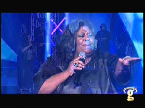 Video: Kim Burrell neto vrednost