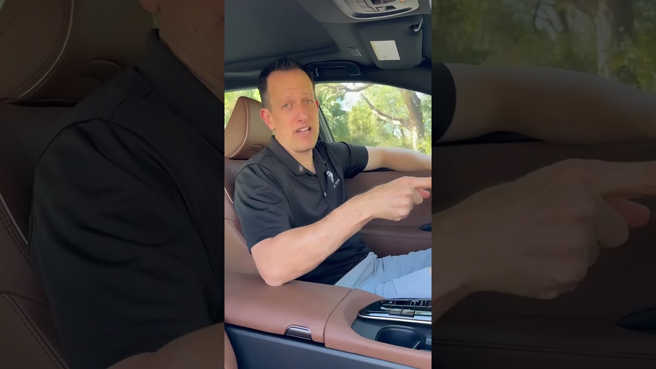 BEST NEW SUV: 2025 Toyota Crown Signia