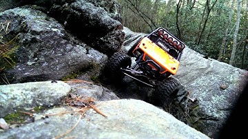 1.9 Axial Wraith with SCX10 Axles