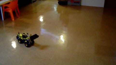 LEGO 8265 Front Loader - 1st MOD following Attila instructions