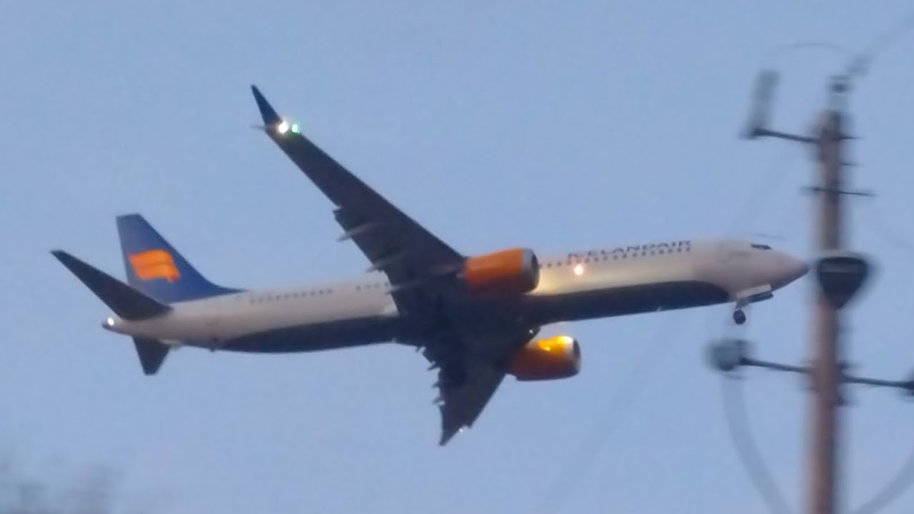 *Near Go Around!!!!* Icelandair Boeing 737 MAX 9 Landing in Minneapolis [TF-ICD]