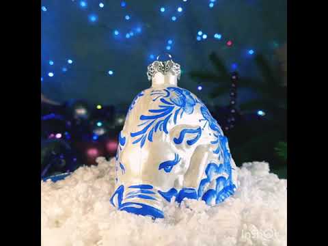 Елочная игрушка кабан в стиле гжель