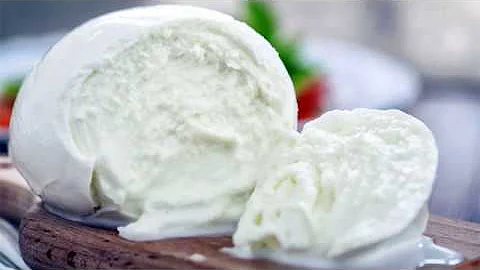 Итальянский сыр моцарелла ди буфала (mozzarella di bufala)