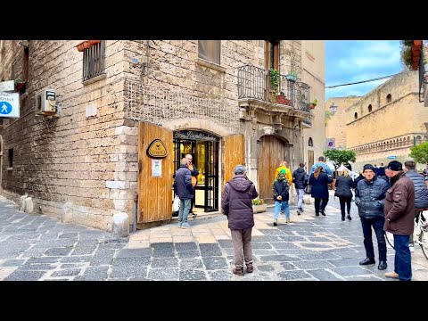 Bari, Italy ?? - 2023 | 4K HDR 60fps Walking Tour