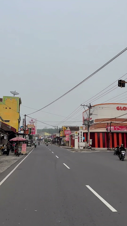 Tugu Bandongan Baru, setelah yang lama tertabrak #bandongan #magelang  #wisatamagelang #jawatengah