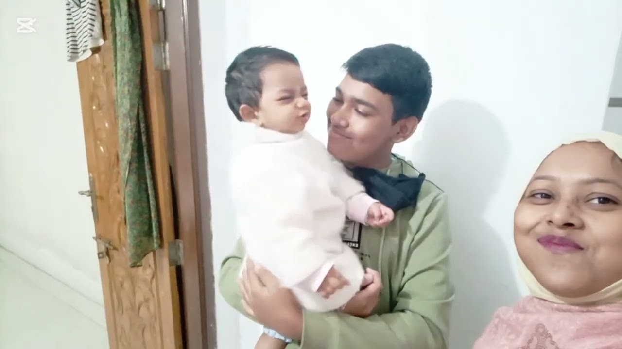 দুপুরে খাওয়ার পর ছেলে আমার হিংস্র বাগ।