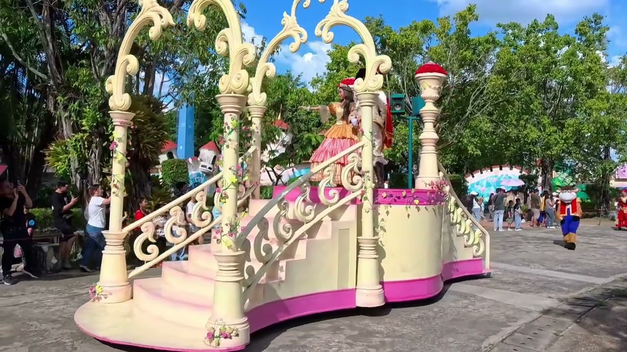 พาเหรดดรีมเวิลด์ 2025 #youtube #พาเหรดดรีมเวิลด์ #youtubeshorts #สวนสนุก