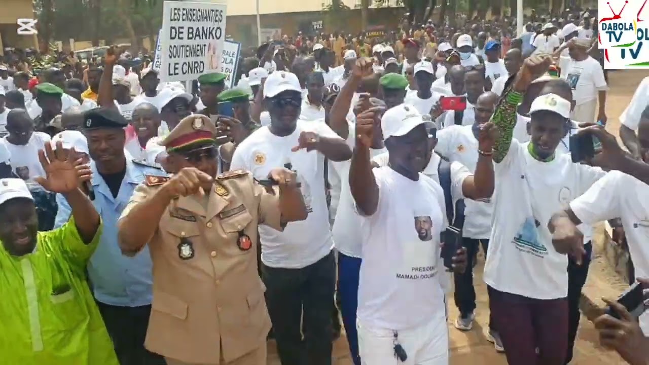 DABOLA TV INFO: Plus de 17 ans les cadres de la DPE de Dabola n'ont pas de bureau nous demandon