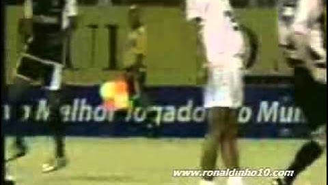 Ronaldinho Gaucho [from www.metacafe.com].wmv