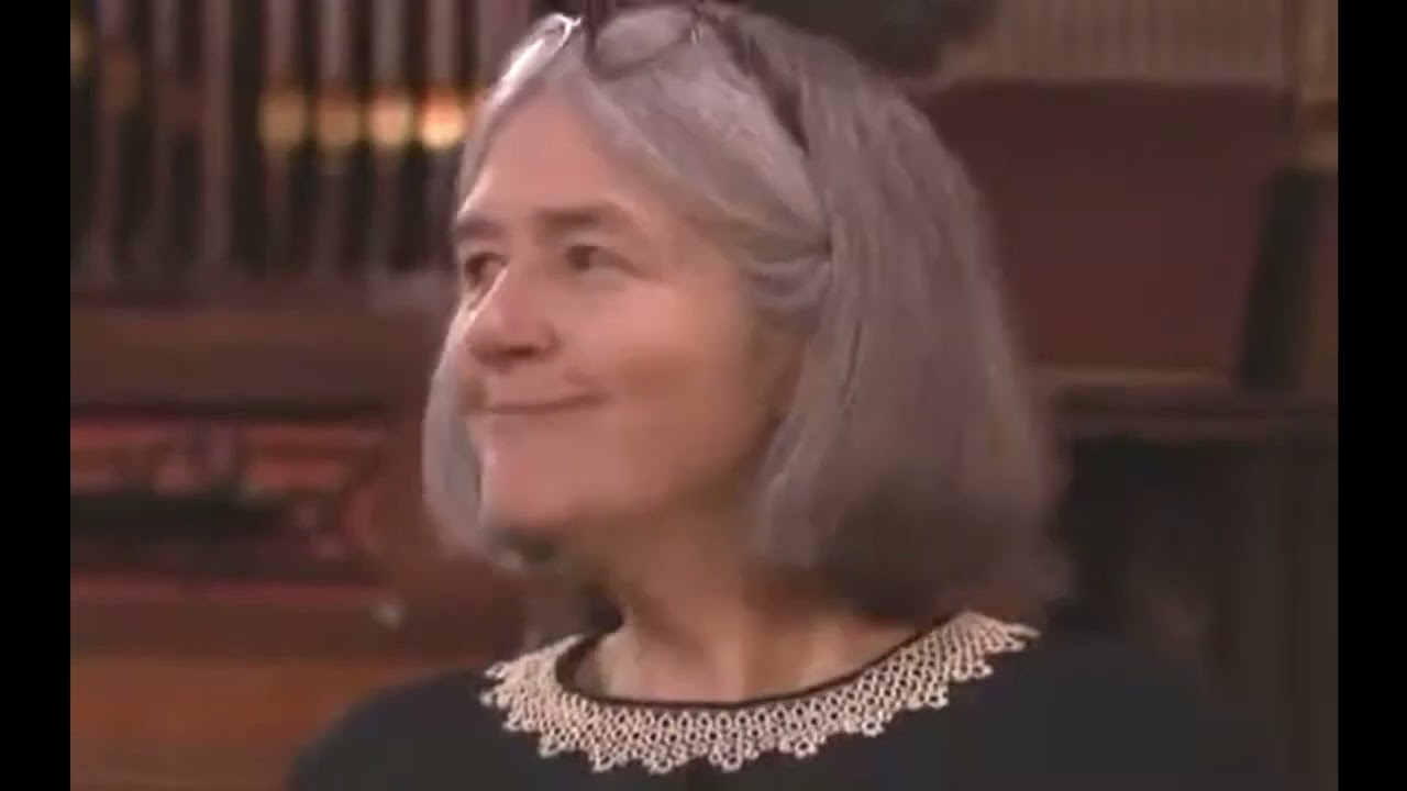 Girl to statue transformation the worst witch