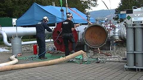 Drying of pipelines. Launching a foam pig.