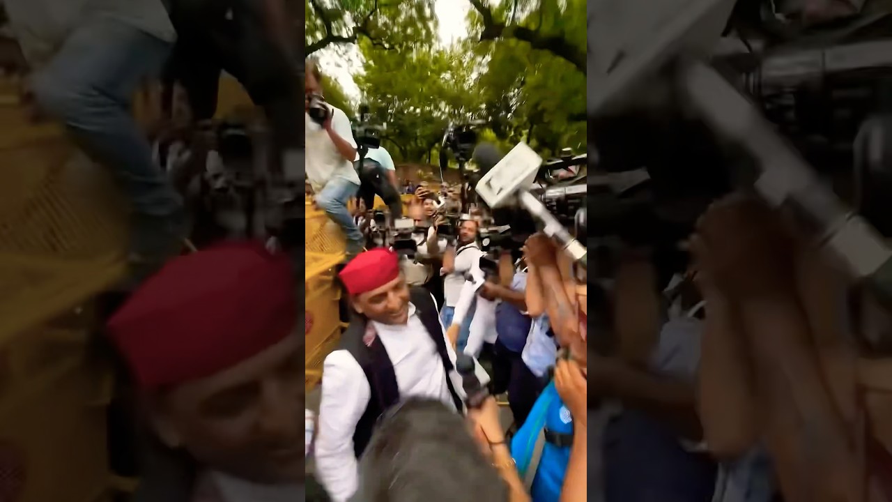 Akhilesh Yadav | Dimple Yadav | Iqra Hasan | Samajwadi Party | SIR Protest | India Alliance | Delhi