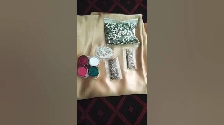 Hand painted duppata design ideas with material #handpainted #handpainteddupatta #dress#jubinnautiya