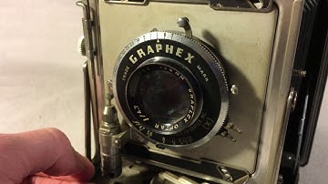 Speed Graphic Pacemaker - lens shutter at 1 second