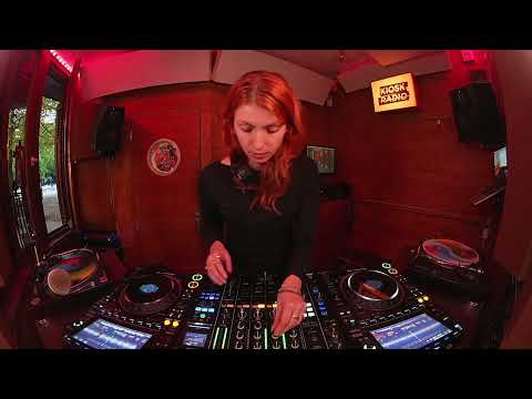 Small Steps W Lola Haro Kiosk Radio 03 10 2024