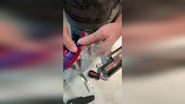 Cleaning Dyson V8 Vacuum Attachment #shorts