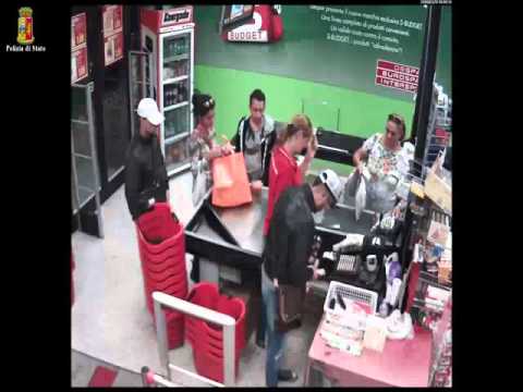 Video Bari, tre rapine in pochi giorni: arrestati quattro baresi di 22 anni. I nomi