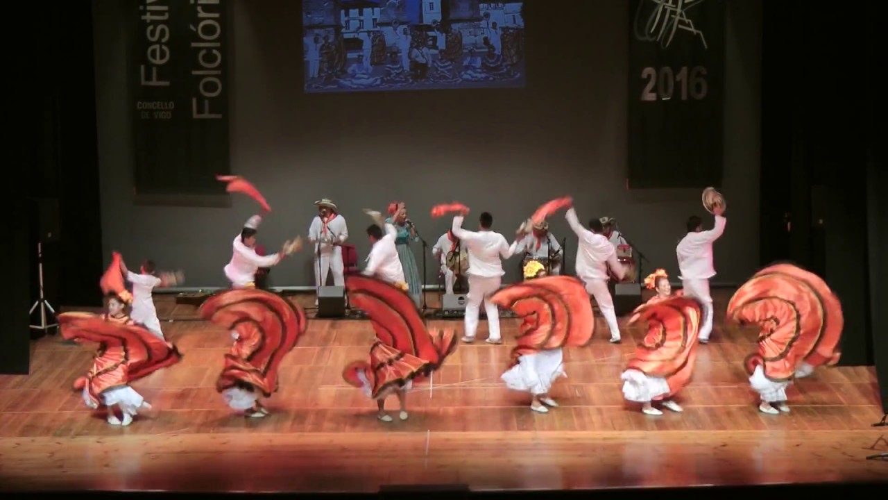 Colombian folk dance: Merecumbe, Porro, Tambora & Chandé ...