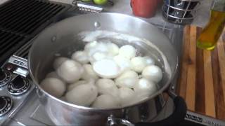 How to make Super Easy Peel Hard Boiled Eggs