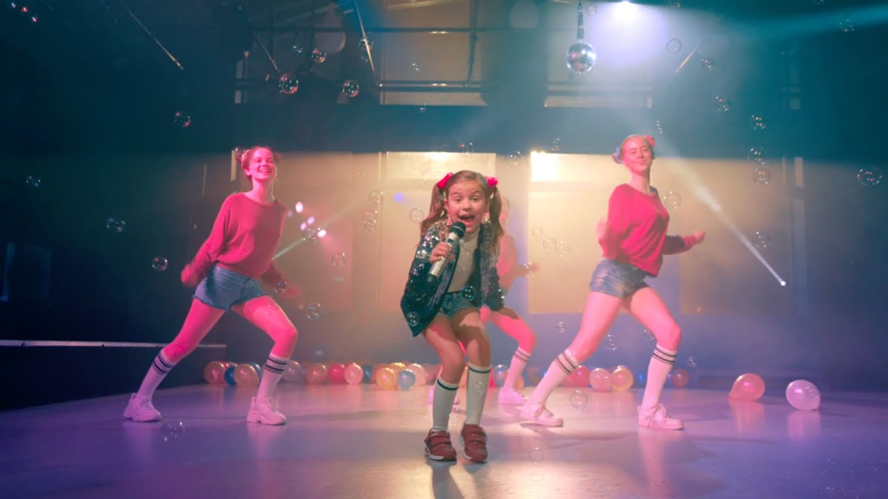 Lisa-Maria - Smitte deg (Official Music video)