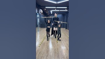 How do child models learn to catwalk? Luyện bước đi đẹp cho lớp mẫu nhí chuyên nghiệp ❤️‍🔥