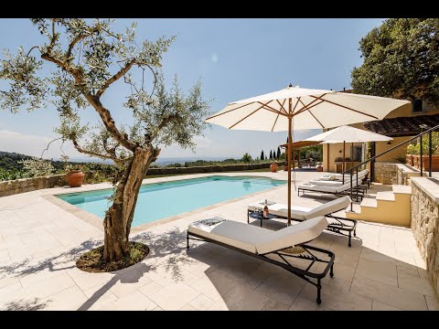 Villa Azzurra San Baronto | Riprese Professionali e Shooting Commerciali