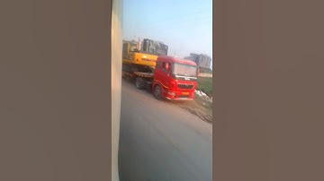 Komatsu PC210 machine on the tralla #Komatsu #tralla @shokattech #shirts