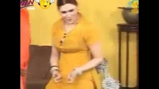 Akhiyan Milawan Gi Te Ki Dewen Ga - Khushboo Mujra