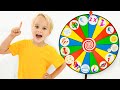 كريس يلعب بعجلة السحر قصص مضحكة مع الأصدقاء