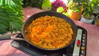 Jab kuch mazedaar khane ka man kare toh banao yeh creamy pasta 